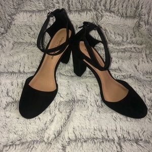 Women's Christian Siriano Black Heels
